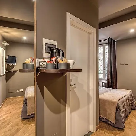 Interno5 *