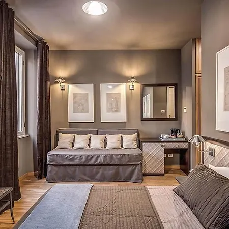 Interno5 *